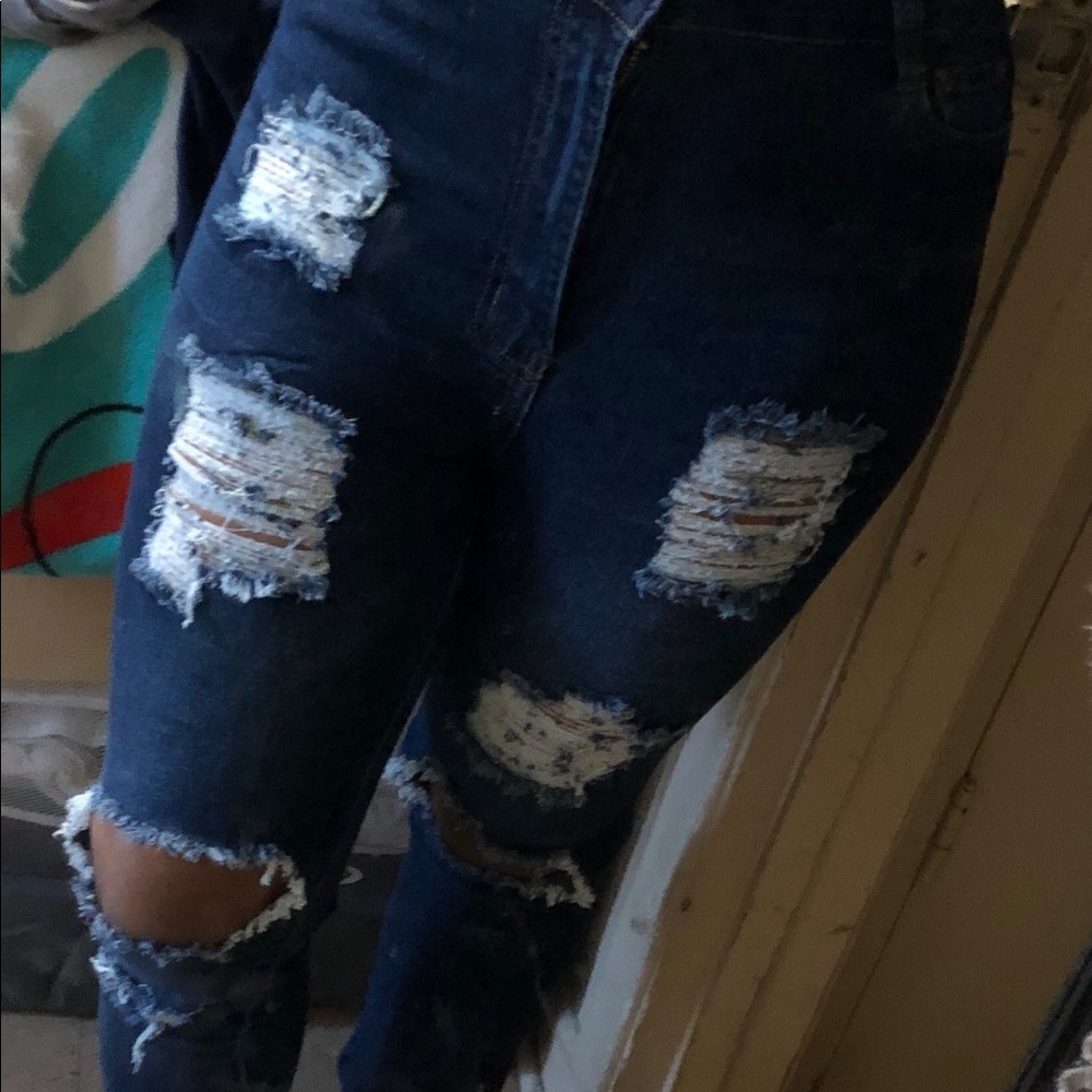 High waisted distressed high waisted jeans